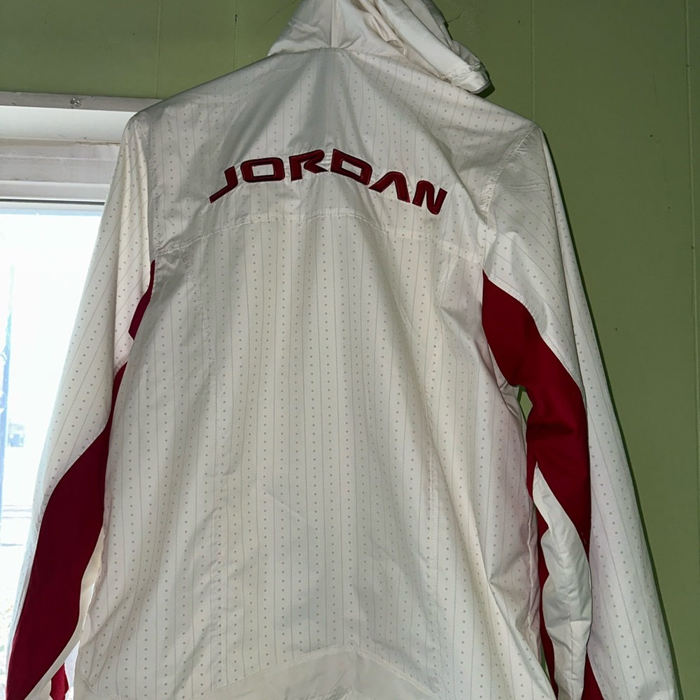 Jordan Men's Vintage Y2K windbreaker